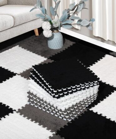 Washable carpet tile
